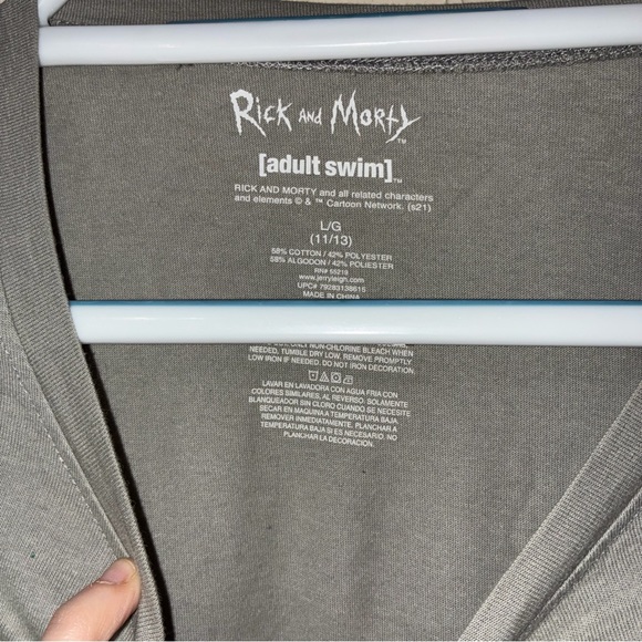 Cartoon Network Rick and Morty Gray Long-Sleeve Tee with Green Accent - Picture 2 of 4